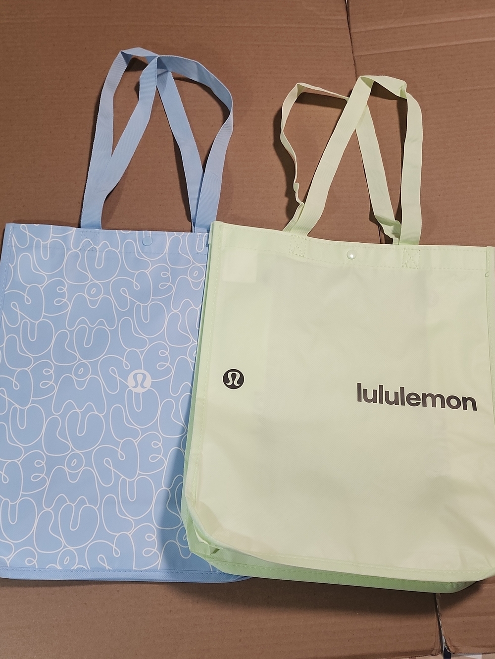 lululemon athletica Reusable Tote Set - Light Green & Light Blue